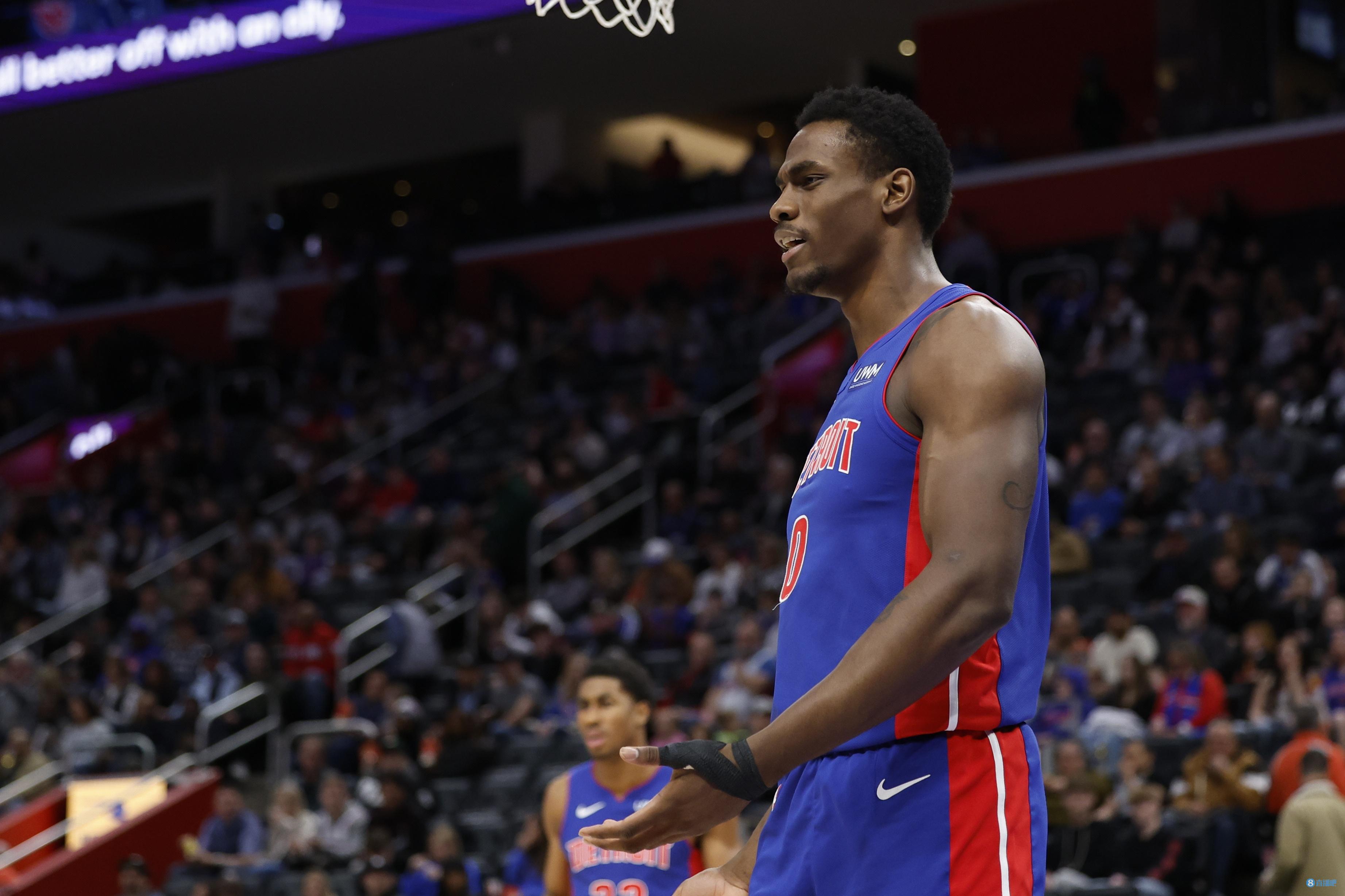 多个足球俱 多个足球俱